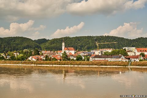 Gemeinde Marktl Landkreis Altötting Innbrücke (Dirschl Johann) Deutschland AÖ